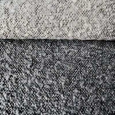 Nič več raztrganin na kavču Samo vodoodporna ženiljska tkanina