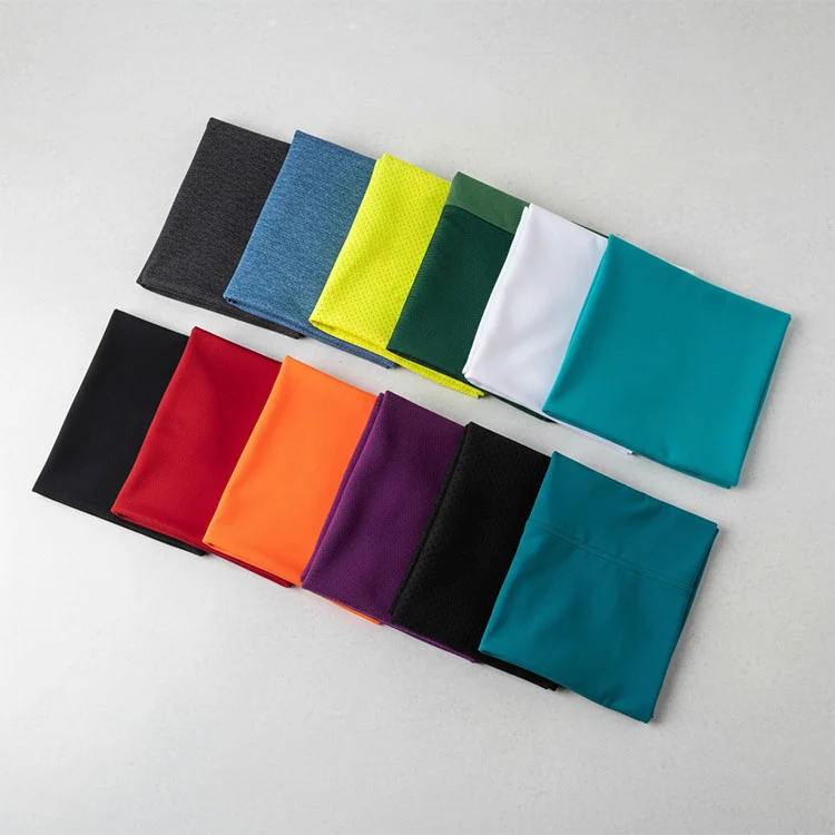 Zaradi česar so tkanine za športna oblačila tako bistvene za aktiven življenjski slog