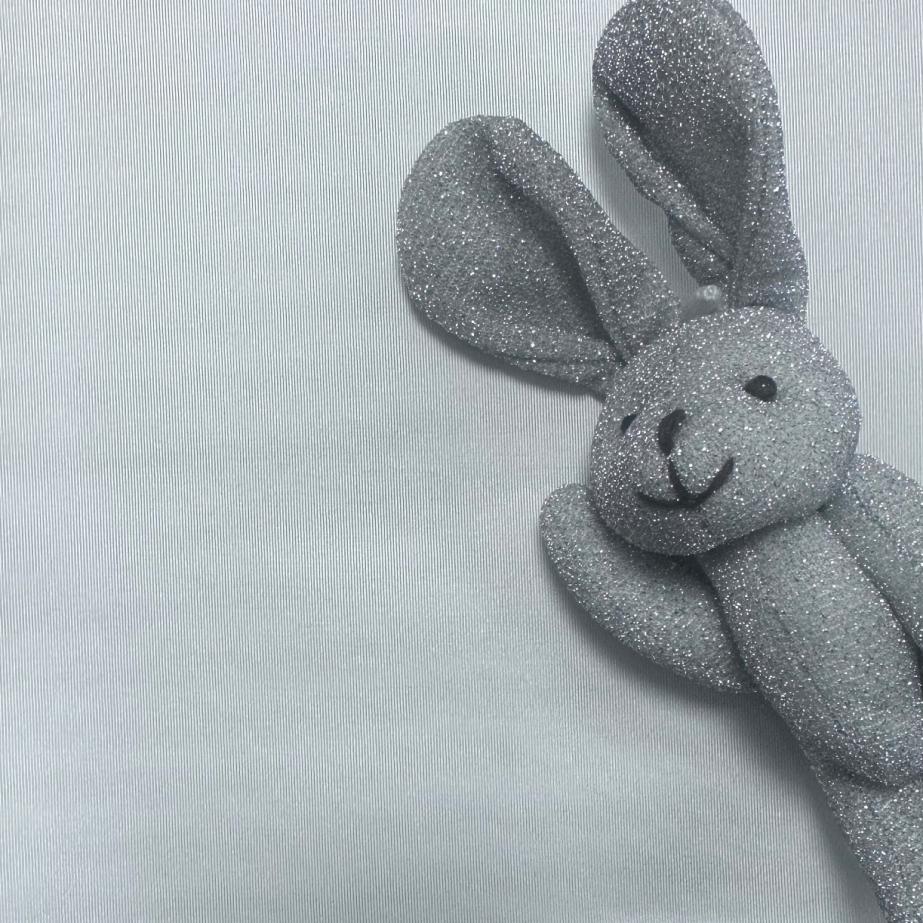 Acetatna tkanina kot osnovna tkanina