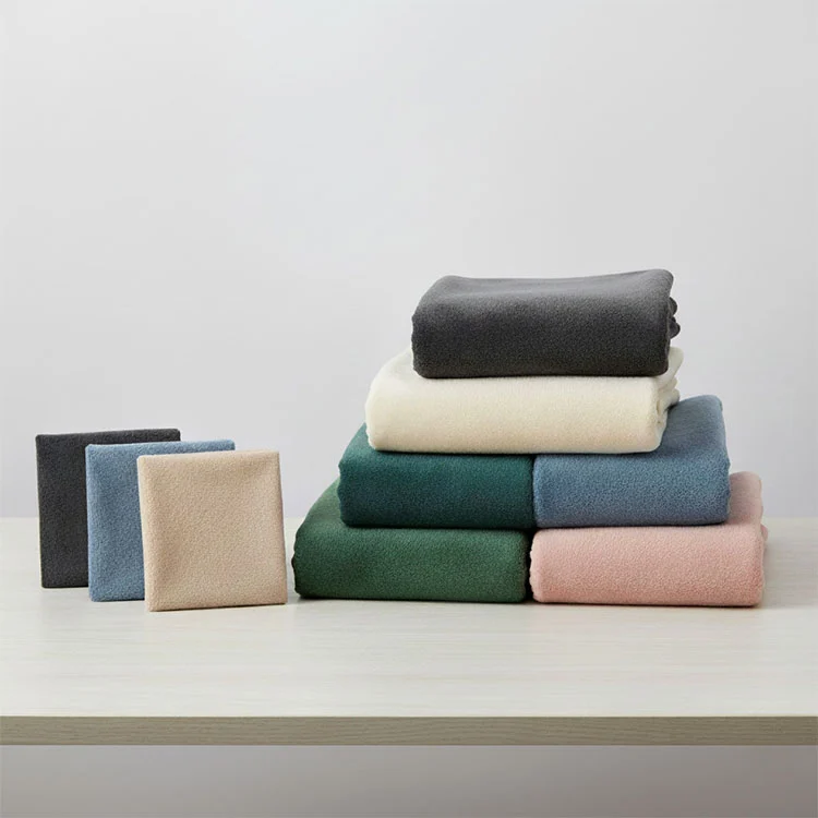 Brušena tkanina proti pilingu