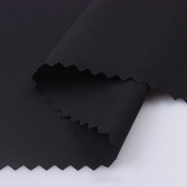 Raztegljiva tkanina iz recikliranega poliestra Spandex